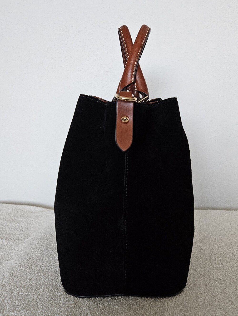 Dooney & Bourke Large Barlow - Black Suede - Matching Framed Purse - Picture 5 of 16